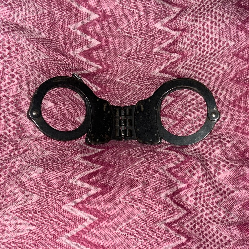 Hinged cuffs